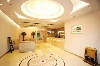 Motel 168 Shanghai Nanhui Huinan Subway Station Buitenkant foto